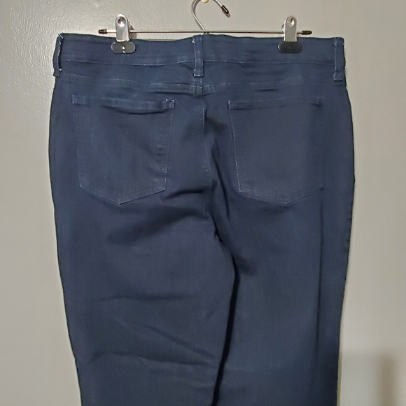 Kim Rogers Dark Blue Women's Straight Leg High Rise Jeans Size 16 Short - Picture 5 of 9